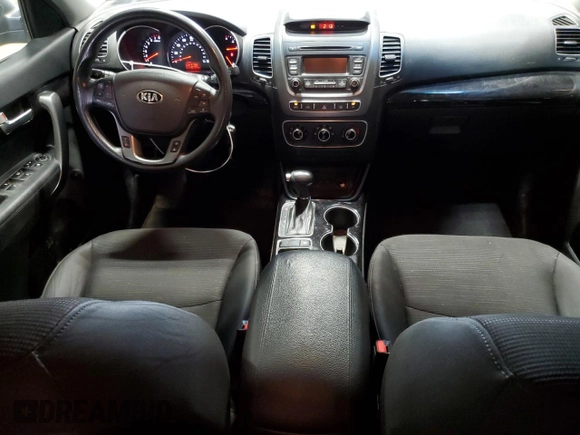 2015 Kia Sorento LX with VIN 5XYKTCA6XFG604470, listed as a Copart auction lot 64114015 with 130,704 mi miles and Clean title. Bid and sale history available at DreamBid. Image 8.