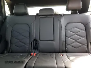 2025 Volkswagen Atlas SE with VIN 1V2WE2CAXSC201609, listed as a Copart auction lot 50096175 with 9,408 mi miles and Clean title. Bid and sale history available at DreamBid. Image 10.