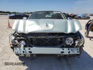 2005 Jaguar XJ Vanden Plas with VIN SAJWA82C45SG47028, listed as a Copart auction lot 49224525 with Not provided miles and Salvage title. Bid and sale history available at DreamBid. Image 5.
