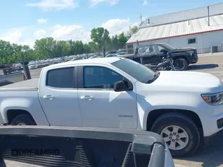 2020 Chevrolet Colorado 4WD Work Truck z VIN 1GCGTBEN4L1227194, wystawiony jako IAAI lot #42256116 z przebiegiem 76 635 mil mil oraz . Historia ofert i sprzedaży dostępna na DreamBid. Obrazek 13.