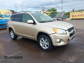 2010 Toyota RAV4 Limited с VIN JTMYK4DV0AD004537, выставлен на аукционе IAAI как лот 40428467 с пробегом 77 589 миль миль и . История ставок и продаж доступна на DreamBid. Изображение 1.