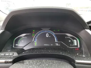 2018 Honda Clarity with VIN JHMZC5F19JC016997, listed as a Copart auction lot 46618465 with 90,038 mi miles and Salvage Title. Bid and sale history available at DreamBid. Image 9.