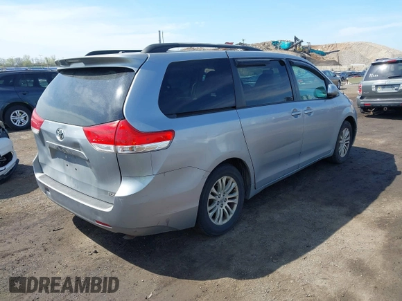 2011 Toyota Sienna XLE AAS с VIN 5TDYK3DC1BS142229, выставлен на аукционе IAAI как лот 42076380 с пробегом 132 768 миль миль и . История ставок и продаж доступна на DreamBid. Изображение 4.