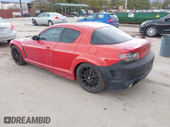 2006 Mazda RX-8 z VIN JM1FE173960203107, wystawiony jako IAAI lot #41416061 z przebiegiem 68 507 mil mil oraz . Historia ofert i sprzedaży dostępna na DreamBid. Obrazek 3.