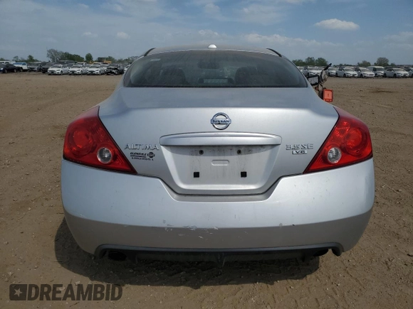 2008 Nissan Altima SE z VIN 1N4BL24E38C234814, wystawiony jako Copart lot #57090515 z przebiegiem 135 916 mil mil oraz Szkoda całkowita • Salvage title. Historia ofert i sprzedaży dostępna na DreamBid. Obrazek 6.