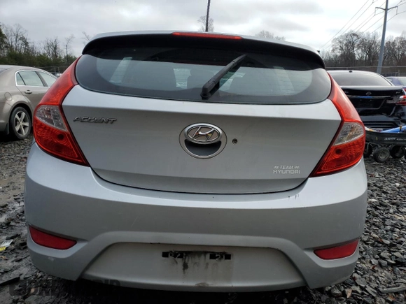 2012 Hyundai Accent SE with VIN KMHCU5AE8CU041123, listed as a Copart auction lot 42913995 with 130,141 mi miles and Non Repairable. Bid and sale history available at carsss.com. Image 6.