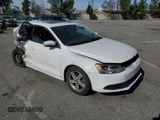 2012 Volkswagen Jetta TDI w/Premium с VIN 3VWLL7AJ0CM339246, выставлен на аукционе Copart как лот 46921225 с пробегом Не указан миль и Списание • Salvage title. История ставок и продаж доступна на DreamBid. Изображение 4.