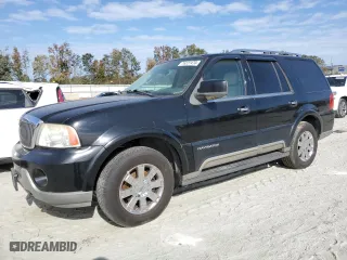 2004 Lincoln Navigator Luxury with VIN 5LMFU27R24LJ25870, listed as a Copart auction lot 76227474 with 147,854 mi miles and Salvage Title. Bid and sale history available at carsss.com. Image 1.
