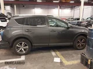 2016 Toyota RAV4 XLE с VIN JTMRFREV9GJ068851, выставлен на аукционе IAAI как лот 41806313 с пробегом 84 507 миль миль и . История ставок и продаж доступна на DreamBid. Изображение 14.