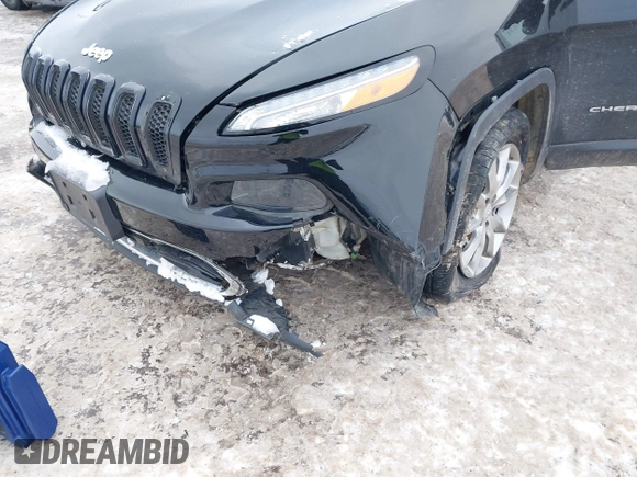 2018 Jeep Cherokee Limited with VIN 1C4PJMDB9JD564528, listed as a IAAI auction lot 41601139 with 110,711 mi miles. Bid and sale history available at carsss.com. Image 6.