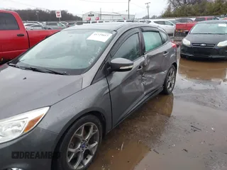 2013 Ford Focus SE with VIN 1FADP3K25DL186285, listed as a IAAI auction lot 41729017 with 188,853 mi miles. Bid and sale history available at carsss.com. Image 6.