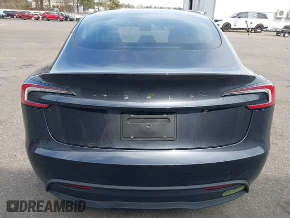 2024 Tesla Model 3 z VIN 5YJ3E1EA4RF742745, wystawiony jako IAAI lot #42085235 z przebiegiem 28 094 mil mil oraz . Historia ofert i sprzedaży dostępna na DreamBid. Obrazek 16.