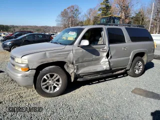 2005 Chevrolet Suburban LT with VIN 3GNFK16Z45G247581, listed as a Copart auction lot 83992054 with 315,708 mi miles and Salvage Title. Bid and sale history available at carsss.com. Image 1.