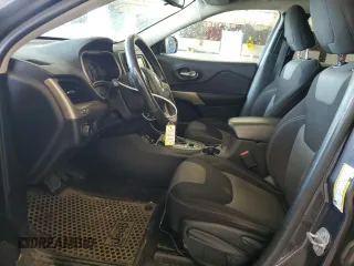 2017 Jeep Cherokee Sport with VIN 1C4PJLAB2HW623738, listed as a Copart auction lot 61817915 with 131,022 mi miles and Salvage title. Bid and sale history available at DreamBid. Image 7.