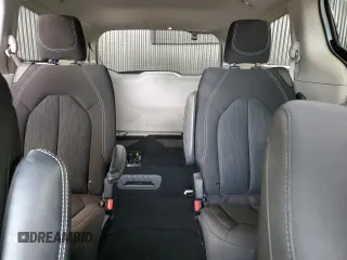 2023 Chrysler Voyager LX z VIN 2C4RC1CG1PR520270, wystawiony jako Copart lot #55014115 z przebiegiem 57 221 mil mil oraz Czysty tytuł • Clean title. Historia ofert i sprzedaży dostępna na DreamBid. Obrazek 10.