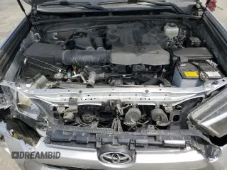 2023 Toyota 4Runner SR5 z VIN JTEMU5JR6P6118556, wystawiony jako Copart lot #54672495 z przebiegiem 54 629 mil mil oraz Czysty tytuł • Clean title. Historia ofert i sprzedaży dostępna na DreamBid. Obrazek 12.