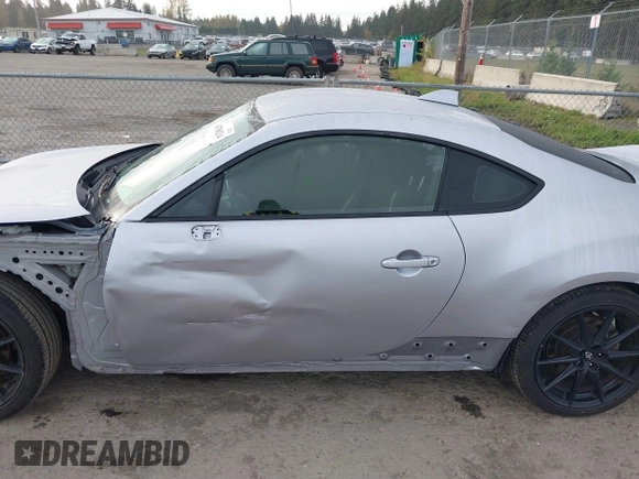 2022 Toyota 86 Premium с VIN JF1ZNBF1XN8751108, выставлен на аукционе IAAI как лот 40700214 с пробегом 33 033 миль миль и . История ставок и продаж доступна на DreamBid. Изображение 15.