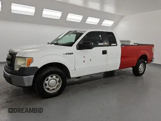 2014 Ford F-150 XL with VIN 1FTFX1CF9EKF95132, listed as a Copart auction lot 59318495 with 237,667 mi miles and Clean title. Bid and sale history available at DreamBid. Image 1.