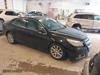 2013 Chevrolet Malibu LT with VIN 1G11E5SA6DU127917, listed as a IAAI auction lot 41641936 with 186,317 mi miles. Bid and sale history available at carsss.com. Image 1.