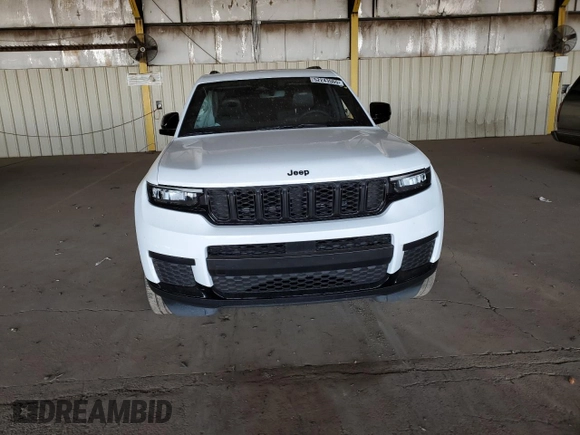 2023 Jeep Grand Cherokee Altitude with VIN 1C4RJJAGXP8856505, listed as a Copart auction lot 52243505 with 31,422 mi miles and Salvage title. Bid and sale history available at DreamBid. Image 5.