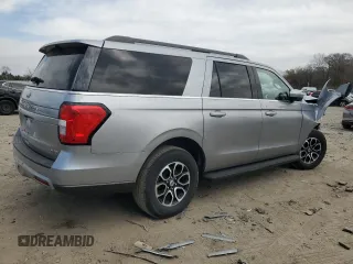 2023 Ford Expedition Max XLT with VIN 1FMJK1J88PEA16822, listed as a Copart auction lot 49968015 with 70,176 mi miles and Non Repairable. Bid and sale history available at DreamBid. Image 3.