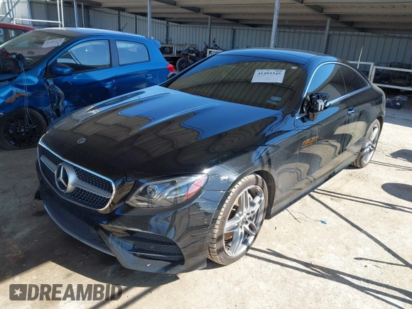 2018 Mercedes-Benz E-Class E 400 with VIN WDD1J6FB4JF027221, listed as a IAAI auction lot 41493345 with 74,668 mi miles. Bid and sale history available at carsss.com. Image 17.