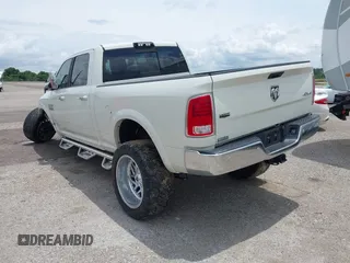 2018 Ram 2500 Laramie с VIN 3C6UR5FL6JG325908, выставлен на аукционе IAAI как лот 42463952 с пробегом 54 496 миль миль и . История ставок и продаж доступна на DreamBid. Изображение 3.