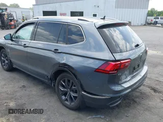 2022 Volkswagen Tiguan SE with VIN 3VV3B7AX9NM089164, listed as a IAAI auction lot 42065583 with 59,270 mi miles and . Bid and sale history available at DreamBid. Image 6.