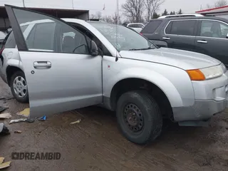 2005 Saturn VUE with VIN 5GZCZ33D95S830599, listed as a IAAI auction lot 41477490 with 1 mi miles. Bid and sale history available at carsss.com. Image 1.
