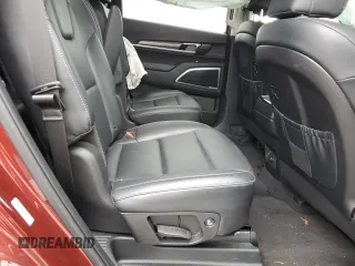 2023 Kia Telluride S z VIN 5XYP6DGC9PG392131, wystawiony jako Copart lot #57106315 z przebiegiem 9 888 mil mil oraz Szkoda całkowita • Salvage title. Historia ofert i sprzedaży dostępna na DreamBid. Obrazek 11.