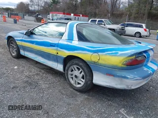 1994 Chevrolet Camaro z VIN 2G1FP22S6R2203690, wystawiony jako IAAI lot #41827837 z przebiegiem 183 917 mil mil oraz . Historia ofert i sprzedaży dostępna na DreamBid. Obrazek 3.