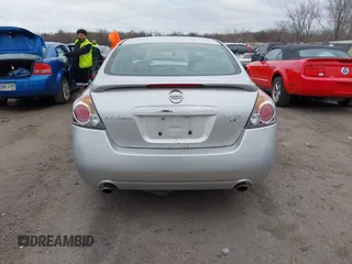 2007 Nissan Altima SL with VIN 1N4BL21E37C170017, listed as a IAAI auction lot 41810640 with 182,269 mi miles and . Bid and sale history available at DreamBid. Image 16.