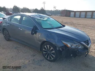 2017 Nissan Altima 2.5 SR with VIN 1N4AL3AP6HC280239, listed as a IAAI auction lot 41797573 with 183,638 mi miles. Bid and sale history available at carsss.com. Image 1.