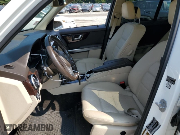 2014 Mercedes-Benz GLK 350 with VIN WDCGG8JB2EG324777, listed as a Copart auction lot 71431924 with 68,595 mi miles and Clean Title. Bid and sale history available at DreamBid. Image 7.