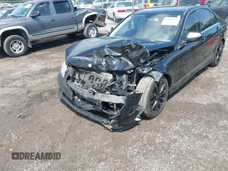 2009 Mercedes-Benz C 300 Sport z VIN WDDGF81X99F247766, wystawiony jako IAAI lot #42426314 z przebiegiem 174 256 mil mil oraz . Historia ofert i sprzedaży dostępna na DreamBid. Obrazek 6.