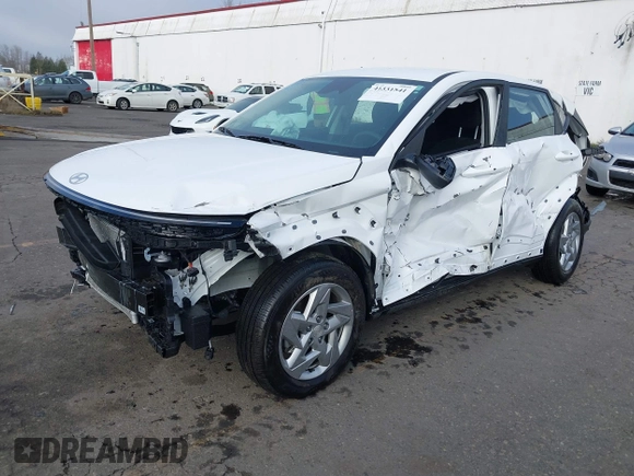 2025 Hyundai Kona SE with VIN KM8HACAB8SU216185, listed as a IAAI auction lot 41331541 with 4,930 mi miles. Bid and sale history available at carsss.com. Image 17.