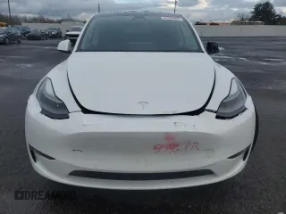 2022 Tesla Model Y Performance with VIN 7SAYGDEFXNF455517, listed as a Copart auction lot 44147905 with 32,210 mi miles and Salvage title. Bid and sale history available at DreamBid. Image 5.