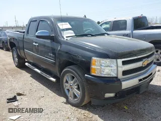 2012 Chevrolet Silverado 1500 LT with VIN 1GCRCSE09CZ225214, listed as a IAAI auction lot 41843886 with 217,491 mi miles. Bid and sale history available at carsss.com. Image 1.