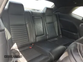 2011 Dodge Challenger z VIN 2B3CJ4DG0BH542773, wystawiony jako Copart lot #54646985 z przebiegiem 108 630 mil mil oraz Szkoda całkowita • Salvage title. Historia ofert i sprzedaży dostępna na DreamBid. Obrazek 10.