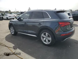 2019 Audi Q5 Premium with VIN WA1ANAFY4K2086553, listed as a Copart auction lot 46258075 with 97,817 mi miles and Non Repairable. Bid and sale history available at carsss.com. Image 2.