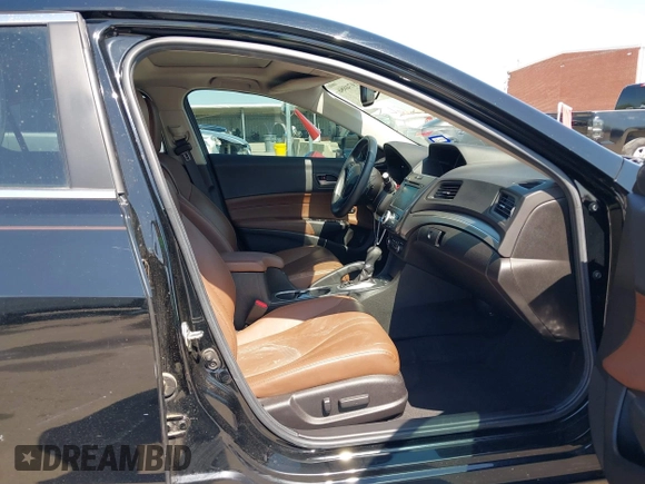 2019 Acura ILX Premium z VIN 19UDE2F70KA008102, wystawiony jako IAAI lot #41974086 z przebiegiem 134 589 mil mil oraz . Historia ofert i sprzedaży dostępna na DreamBid. Obrazek 5.