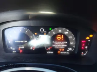 2024 Acura Integra w/A-Spec Package z VIN 19UDE4H37RA022000, wystawiony jako IAAI lot #41027233 z przebiegiem 16 464 mil mil oraz . Historia ofert i sprzedaży dostępna na DreamBid. Obrazek 7.