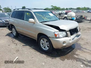 2007 Toyota Highlander w/3rd Row with VIN JTEEW21A870046978, listed as a IAAI auction lot 42502907 with 252,694 mi miles and . Bid and sale history available at DreamBid. Image 1.