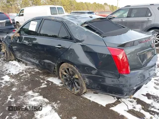 2017 Cadillac CTS-V z VIN 1G6A15S60H0212069, wystawiony jako IAAI lot #41402685 z przebiegiem 112 267 mil mil oraz . Historia ofert i sprzedaży dostępna na DreamBid. Obrazek 3.