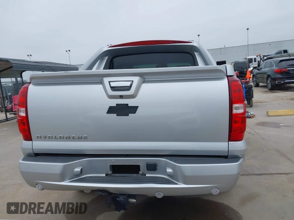 2013 Chevrolet Avalanche LT with VIN 3GNMCFE04DG162646, listed as a IAAI auction lot 41591896 with 151,541 mi miles and . Bid and sale history available at DreamBid. Image 17.