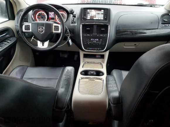 2017 Dodge Grand Caravan Crew Plus with VIN 2C4RDGDG9HR754866, listed as a Copart auction lot 42341225 with 213,458 mi miles and Salvage Title. Bid and sale history available at DreamBid. Image 8.