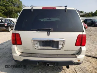 2005 Lincoln Navigator Luxury with VIN 5LMFU28595LJ07024, listed as a Copart auction lot 70567674 with 225,224 mi miles and Clean Title. Bid and sale history available at carsss.com. Image 6.