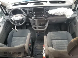 2023 Ford Transit Passenger XL z VIN 1FBAX9CG7PKA55917, wystawiony jako Copart lot #60463505 z przebiegiem 22 485 mil mil oraz Szkoda całkowita • Salvage title. Historia ofert i sprzedaży dostępna na DreamBid. Obrazek 8.