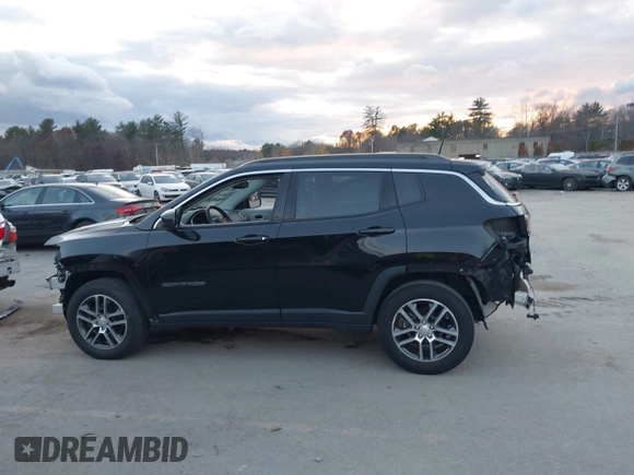 2018 Jeep Compass Altitude with VIN 3C4NJDBB9JT115080, listed as a IAAI auction lot 40751109 with 104,129 mi miles and . Bid and sale history available at carsss.com. Image 15.