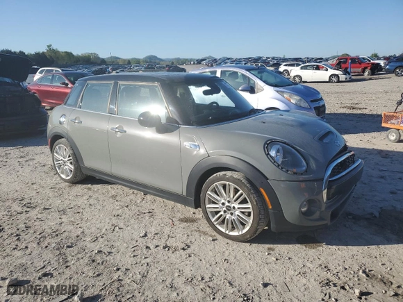 2019 MINI Hardtop 4 Door Cooper S with VIN WMWXU3C5XK2H88241, listed as a Copart auction lot 52084365 with 99,846 mi miles and Salvage Title. Bid and sale history available at carsss.com. Image 4.